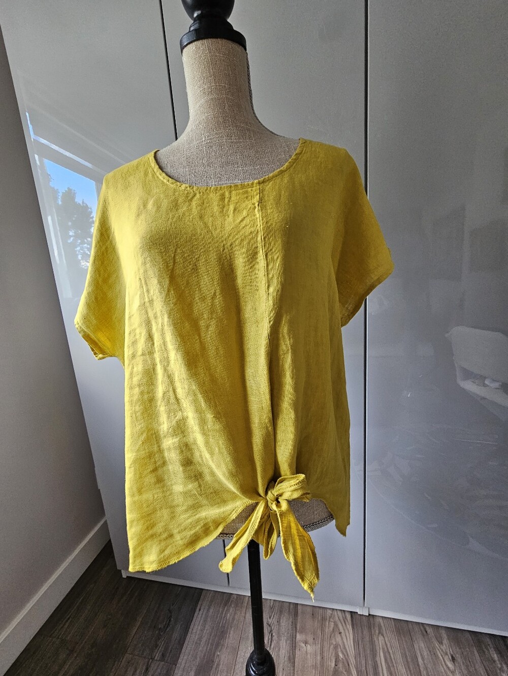 Yellow Linen Tie-Hem Women's Top - Made In Italy